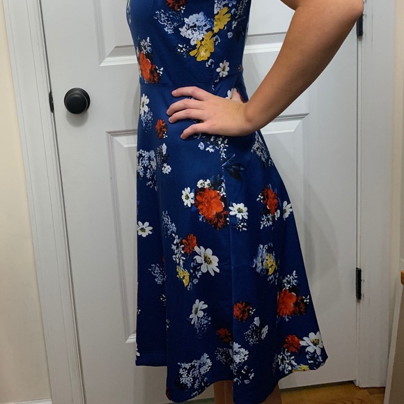 Banana Republic Blue Floral Dress - Picture 6 of 14